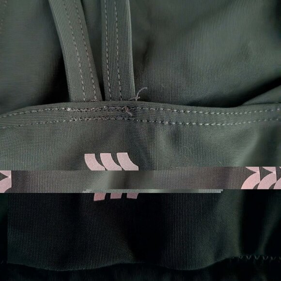 Target All in Motion Green Sports Bra Medium Workout Gym Support - Picture 3 of 4